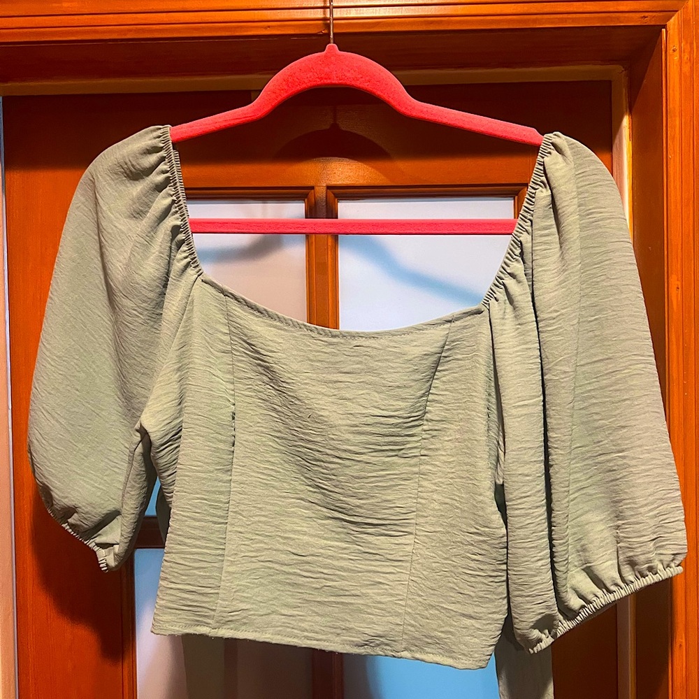 ALTAR’D STATE TURQUOISE CROPPED BLOUSE